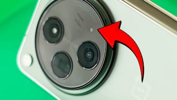 Orificio cámara trasera móvil