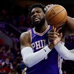 NBA round-up: Embiid extends scoring streak in 76ers win, new-look Pacers defeated