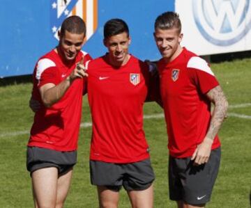 Mario Suárez, Sosa y Alderweireld. 