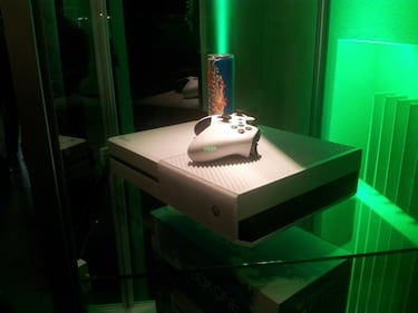 Xbox One blanca con Sunset Overdrive por 399 euros