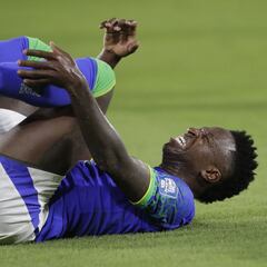 Vinicius, dos meses y medio fuera por una rotura muscular