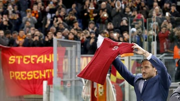 Totti, en su homenaje en el Olímpico de Roma, en 2018.