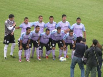 Sacachispas (Primera C de Argentina) | El nombre lo creó el periodistas deportivo Ricardo ‘Borocotó’ Lorenzo, que relataba partidos imaginarios.