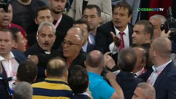 Ergin Ataman se mete en otro lío