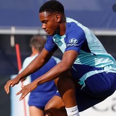 El Leganés B negocia fichar al hijo de Luis Amaranto Perea