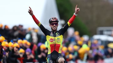 Belgium's Eli Iserbyt celebrates as he crosses the finish line to win the Grand Prix Sven Nys men's elite race in Baal on January 1, 2025. (Photo by DAVID PINTENS / Belga / AFP) / Belgium OUT