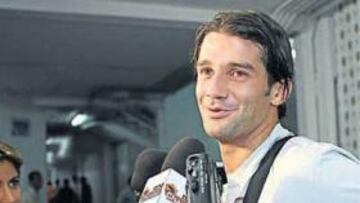 <b>OBJETIVO. </b>Mijatovic quiere que Chivu refuerce la defensa del Madrid la próxima temporada.