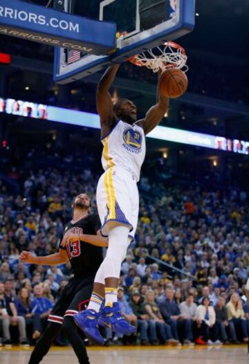 Festus Ezeli y Joakim Noah.