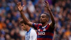 Isak rescata un punto