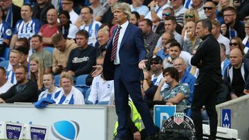 BRIGHTON, ENGLAND - AUGUST 17: Manuel Pellegrini, Manager of West Ham United reacts during the Premier League match between Brighton & Hove Albion and West Ham United at American Express Community Stadium on August 17, 2019 in Brighton, United Kingdom. (Photo by Steve Bardens/Getty Images)