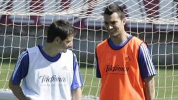 <b>ALTERNANCIA. </b>Paredes y Obradovic han jugado respectivamente cuatro y seis de los últimos 10 partidos.