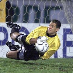 Óscar Córdoba, entre los mejores arqueros de los últimos 35 años