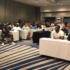 Kobe Bryant da la bienvenida a Los Angeles a los Chargers