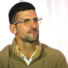 What is the last Federer record that Novak Djokovic conquered?