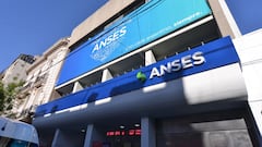 ANSES | AUH, AUE, Extra desempleo y jubilados | Fechas de pago y quiénes cobran hoy, 30 de marzo