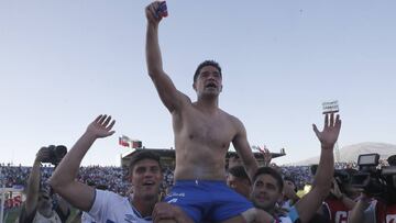 La emotiva despedida de Álvarez tras el crucial triunfo de la UC