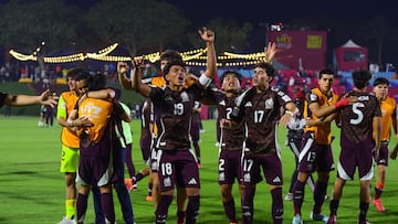 Jhonnatan Grajales, Jorge Sanchez of Mexico during the FIFA Under-17 World Cup match between Argentina and Mexico (Mexican National team) as part Round for 32 at Aspire Zone Academy - Pitch 2 on November 14, 2025 in Doha, Qatar.