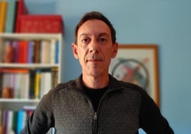 Fede Fernández, psicólogo y superdotado: “La falta de atención a las altas capacidades puede desembocar en fobia escolar”