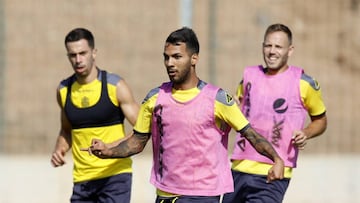 Jonathan Viera llega con aires renovados tras su paso por la Selección absoluta. El mediapunta cumplió su sueño y vistió la elástica nacional en el amistoso contra Israel.