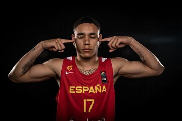 El escolta canterano del Joventut tendrá su primera prueba profesional con el Huesca en LEB Plata.