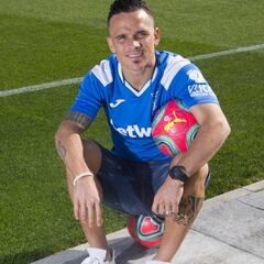 Roque Mesa: "Con Cembranos, jugamos más a tenerla"