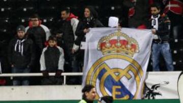 El Madrid, en el BJK Inonu Stadi.