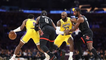 Bronny James y LeBron James -