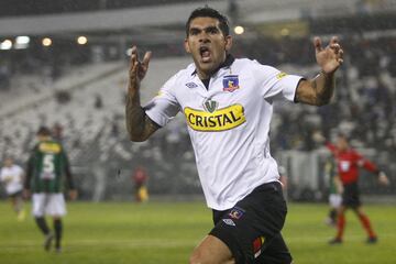 El argentino marcó los dos goles contra El Tanque Sisley en primera ronda. Lo que permitió clasificar para jugar con Deportivo Pasto. Hoy es futbolista de Atlético Tucumán.