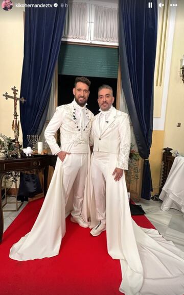 Fran Antón y Kiko Hernández en las Campanadas de la televisión de Melilla (Instagram).