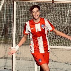 El Atlético mira con optimismo al futuro de Paco Esteban