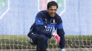 Buffon, baja ante Inglaterra