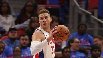 DETROIT, MI - FEBRUARY 1: Blake Griffin #23 of the Detroit Pistons looks to pass the ball during the fourth quarter of the game against the Memphis Grizzlies at Little Caesars Arena on February 1, 2018 in Detroit, Michigan. Detroit defeated Memphis 104-102. NOTE TO USER: User expressly acknowledges and agrees that, by downloading and or using this photograph, User is consenting to the terms and conditions of the Getty Images License Agreement   Leon Halip/Getty Images/AFP
 == FOR NEWSPAPERS, INTERNET, TELCOS &amp; TELEVISION USE ONLY ==