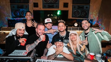 Ocho artistas del género urbano lanzaron "+57" en la noche de este jueves.