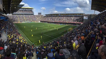 VILLARREAL  -  BARCELONA
 ESTADIO EL MADRIGAL