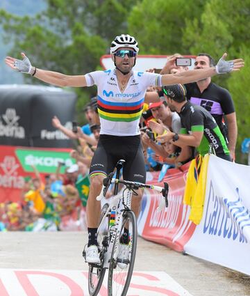 Con 39 a?os venci車 en la jornada de Valderrobres y subi車 al podio como el segundo clasificado (Roglic estuvo intratable). As赤 se convirti車 en el corredor con m芍s top-ten en la Vuelta a Espa?a (11) y de las tres grandes rondas (19 en 21 pruebas concluidas). De guinda le gustar赤a sumar un metal ol赤mpico en 2021, la que iba a ser su 迆ltima campa?a profesional. Veremos cu芍ndo para.