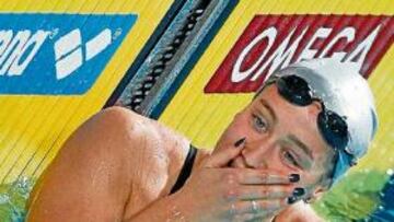 Mireia Belmonte no se lo cree.