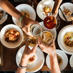 Aida, una estadounidense viviendo en España, sin filtro: “Todo cierra a mediodía para dormir siesta. Cenar a las 23:00 no es para mí”