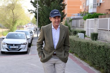 Famoso por no tener pelos en la lengua, el conde Lequio solía sentarse a la mesa de 'Crónicas marcianas' para comentar las noticias con su habitual tono sarcástico y crítico. Actualmente, trabaja para la productora de Ana Rosa Quintana y participa por las mañanas en su club social, donde habla de la información del corazón. En este tiempo ha perdido a su segundo hijo, Aless Lequio, quien nació fruto de su relación con Ana Obregón. 