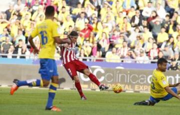 Gol 0-1 de Filipe Luis