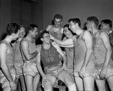 El 1 de noviembre se jugó el primer partido de la BAA entre Toronto Huskies y  New York Knickerbockers. Con este partido comenzó el germen de la NBA, que se formó definitivamente en 1949 al fusionarse la BAA y la NBL (National Basketball Association). Una de las primeras estrellas de la liga fue el jugador de Chicago American Gears y Minneapolis Lakers George Mikan.