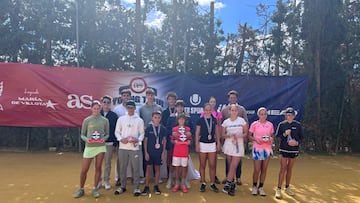 Los nuevos campeones del AS Young Tour dan un espect¨¢culo en Sevilla