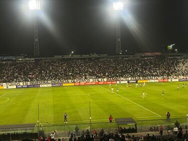 “Me emociona, porque nací en Colo Colo... Estos gestos me llegan directo al corazón”