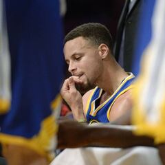 How bad is Steph Curry’s injury and how long will he be out for the Golden State Warriors?