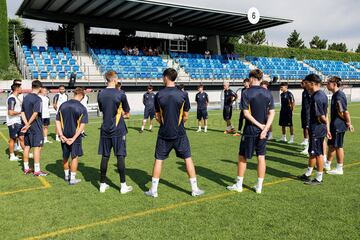 El Juvenil B, dirigido en esta 2023-24 por Álvaro Gómez-Rey, echó a andar con Melvin en su plantilla.