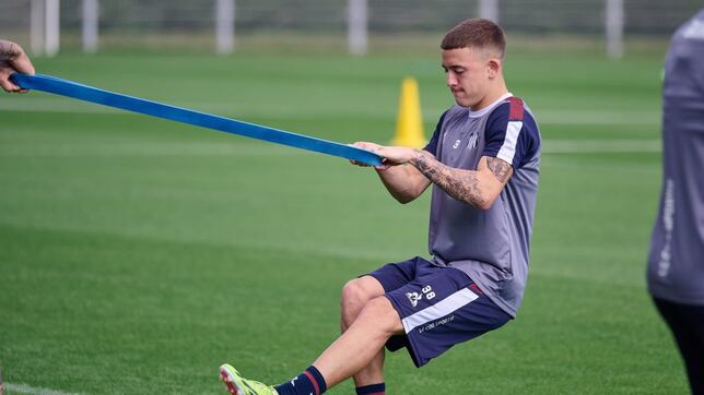 Oficial: el club anuncia el fichaje de Gustavo Albarracín