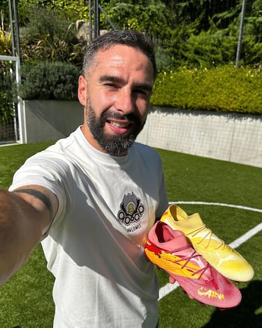 Puma homenajea a Carvajal y Cucurella