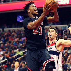 Cavs y Wolves negocian con los Chicago Bulls por Jimmy Butler
