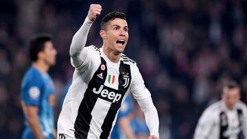 Soccer Football - Champions League - Round of 16 Second Leg - Juventus v Atletico Madrid - Allianz Stadium, Turin, Italy - March 12, 2019 Juventus' Cristiano Ronaldo celebrates scoring their second goal REUTERS/Alberto Lingria