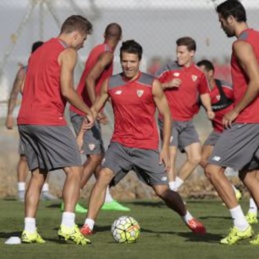 La moda Yevhen Konoplyanka