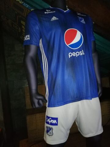 La nueva camiseta de Millonarios se estrenará el próximo domingo 27 de enero en la primera fecha de la Liga Águila en el partido contra Envigado.